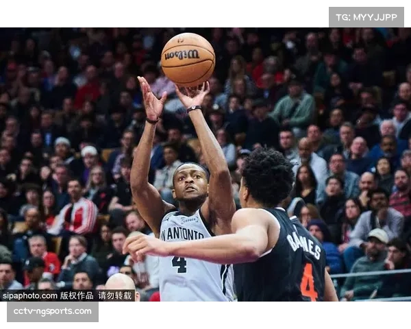 半场消息：猛龙与奇才比赛中，巴恩斯已送出5次穿越防守的底线横传